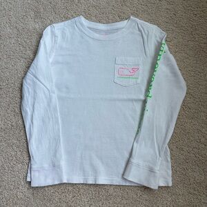 Girls size XS(5-6) Vineyard Vines long sleeve whale t-shirt.